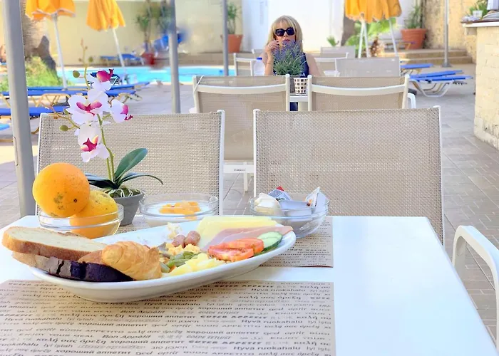 Kassavetis Center - & Hersonissos (Crete)