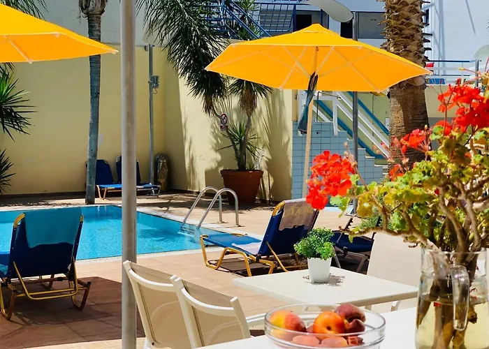 Apartahotel Kassavetis Center - &