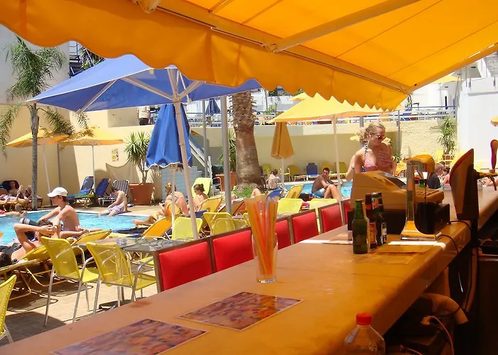 Kassavetis Center - & Apartahotel 3*