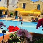 Kassavetis Center - & شقة فندقية 3*