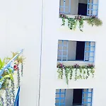 Kassavetis Center - & Χερσόνησος