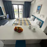 Kassavetis Center - & Ξενοδοχείο με διαμερίσματα