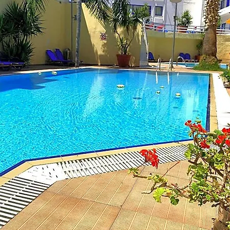 Kassavetis Center - & Aparthotel Hersonissos (Crete)