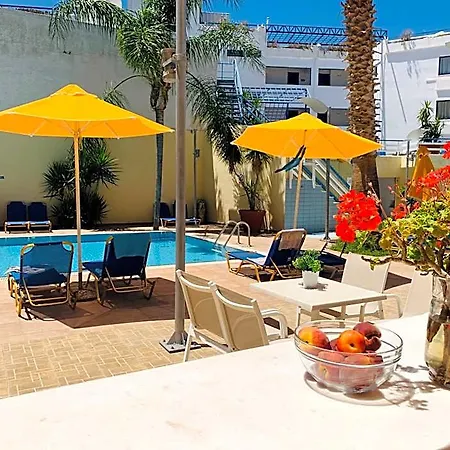 Kassavetis Center - & Aparthotel 3*