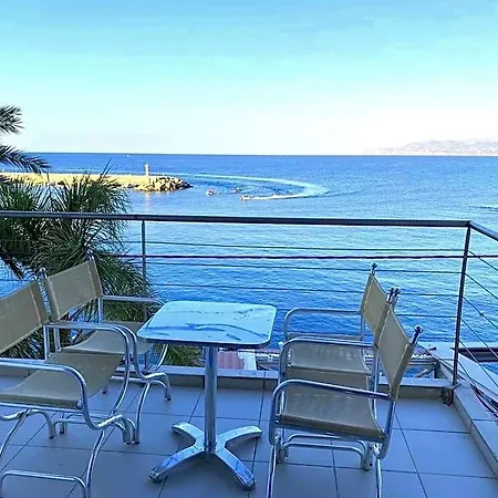 Aparthotel Kassavetis Center - & Hersonissos (Crete)