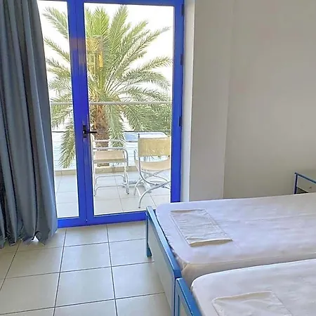 Kassavetis Center - & Aparthotel 3*