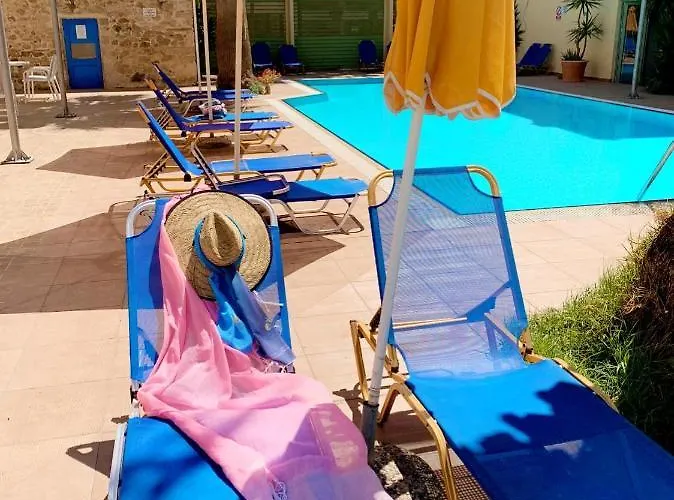 Kassavetis Center - & Aparthotel Hersonissos (Crete)