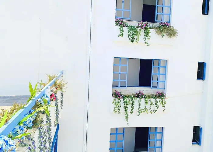 Kassavetis Center - & Херсонісос