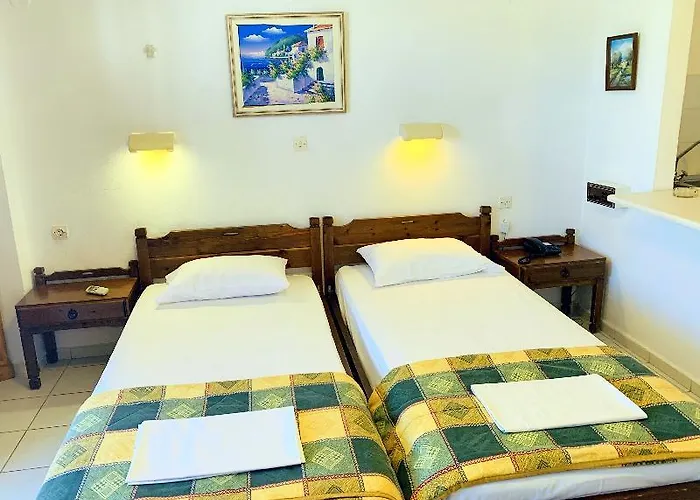 Aparthotel Kassavetis Center - & Hersonissos (Crete)