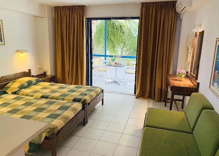 Kassavetis Center - &