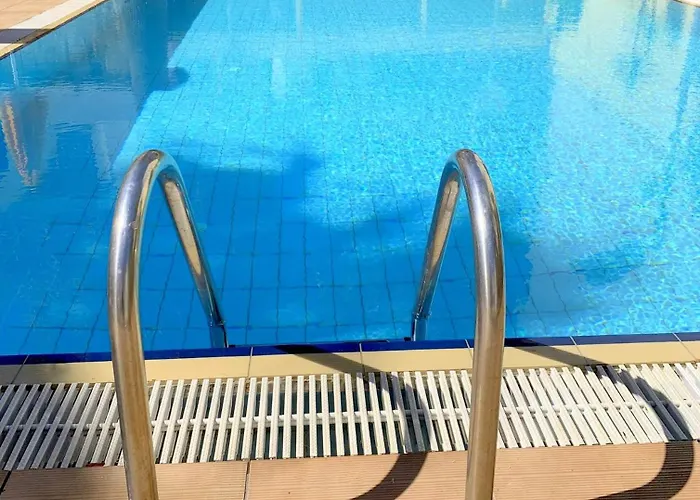 Kassavetis Center - & Херсонісос