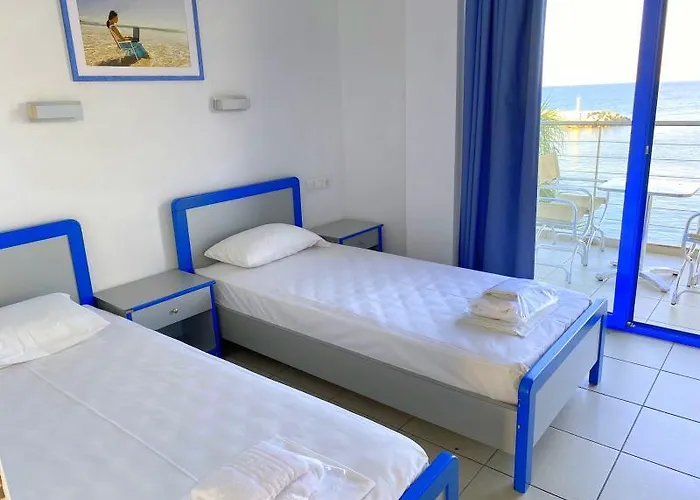 Kassavetis Center - & 3*