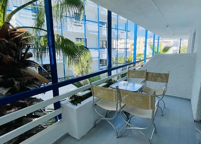 Kassavetis Center - & Aparthotel