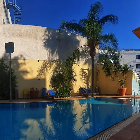 Kassavetis Center - & Apartahotel 3*