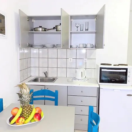 Kassavetis Center - & Aparthotel
