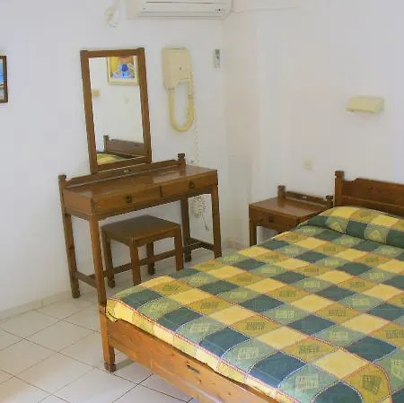 Kassavetis Center - & Aparthotel 3*