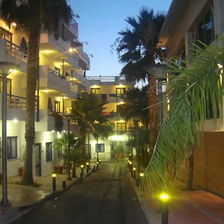 Kassavetis Center - & Apartahotel